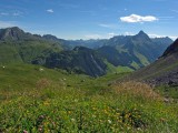 Zrána je nádherné počasie a kocháme sa panorámou Allgäuských Álp.