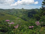 Pohľad na sever, typická špička Damuelser Mittagspitze (2095 m).