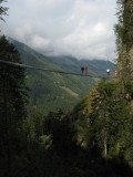 Visuty most ponad vodopady Riesachfälle