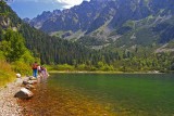 Popradské pleso počas rušnej sezóny