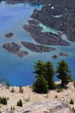 Th_1075_crater_lake