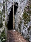 Kostolik - mala jaskyna (v Moravskom krase je cez tisic jaskyn!)