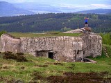 Asi najznámejší vojenský objekt v Brdoch. Pechotný cvičný bunker, postavený už v roku 1935.