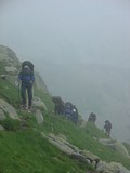 Ďalší deň prechádzame sedlo Judele (2370 m), prenasledovaní búrkami