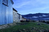 Ben Alder Cottage a koniec Loch Erichtu