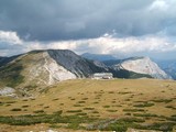 Blíži sa búrka, chytro zostup okolo Karl-Ludwig-Hausu