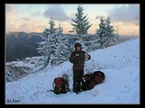 Konečne na vrchole (Minčol). Hlt teplého čaju a pokračuje sa na Ploskú.