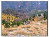 Svahy Zadnej Ostrej s typickým jesenným koloritom.