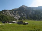 Náš cieľ - Steierischer Kalkspitze 2459 m - z poľany Ursprungalm.