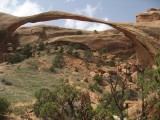 Dali sme si voľný deň a výlet do Arches National Park (Lanscape Arch)