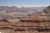 Jeden rozdiel tu však je: plošina sa láme do Grand Canyon