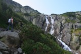 Z Lysej Poľany ideme dolinou Roztoki k vodopádu Siklawa